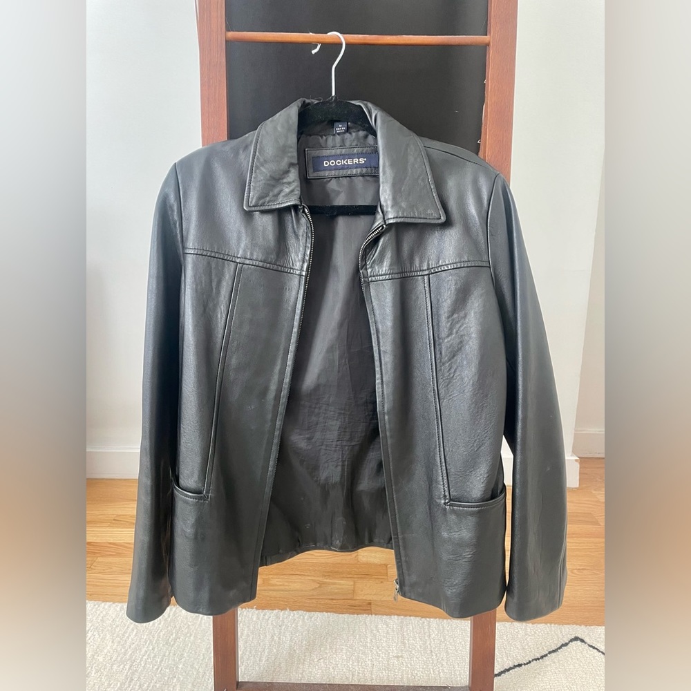 Perfect vintage leather 90s jacket